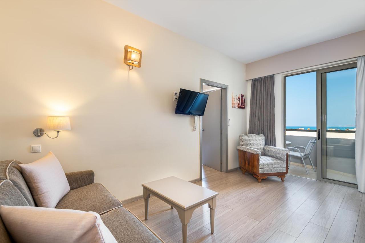 Icarus Apartments Rethymno Esterno foto